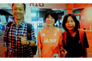 鈴木亜由子選手と両親